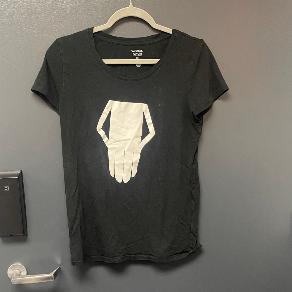 Black Graphic Tee by Favorite Favori